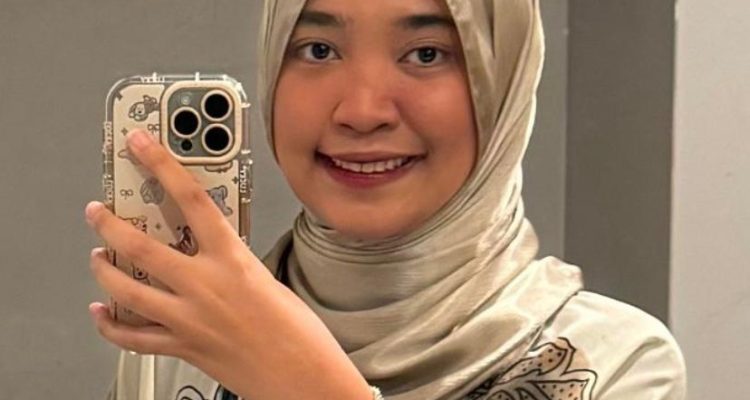 Penulis muda Israkhansa (Foto: Dok. pribadi)