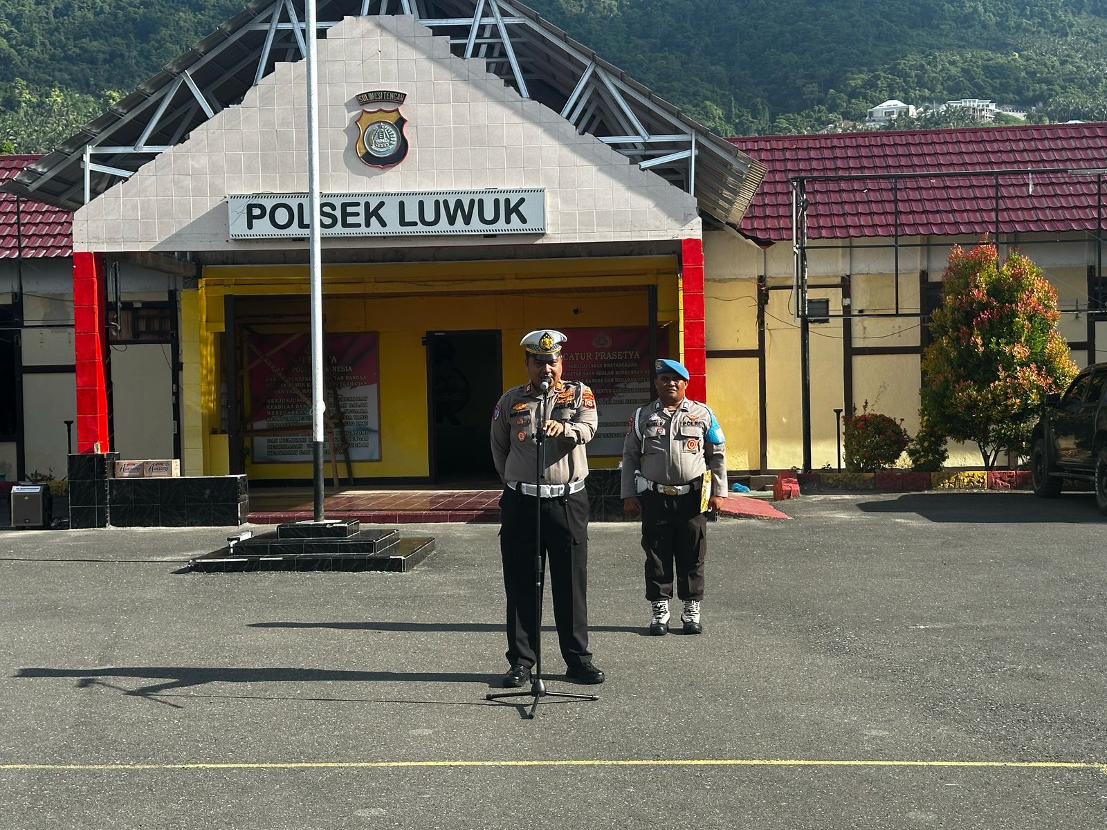 Plh Kabag Ops Polres Banggai, AKP I Made Bagus Aditya. Dalam arahannya, ia menegaskan bahwa pengecekan kesiapan personel menjadi hal utama guna memastikan stabilitas keamanan tetap terjaga