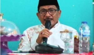 Kepala Kantor Kementrian Agama Kabupaten BAnggai, Drs. H. Suardi Kandjae, M.Pd
