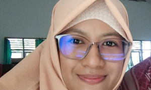 Zulfa Khaulah, S.Pd (Aktivis Muslimah)