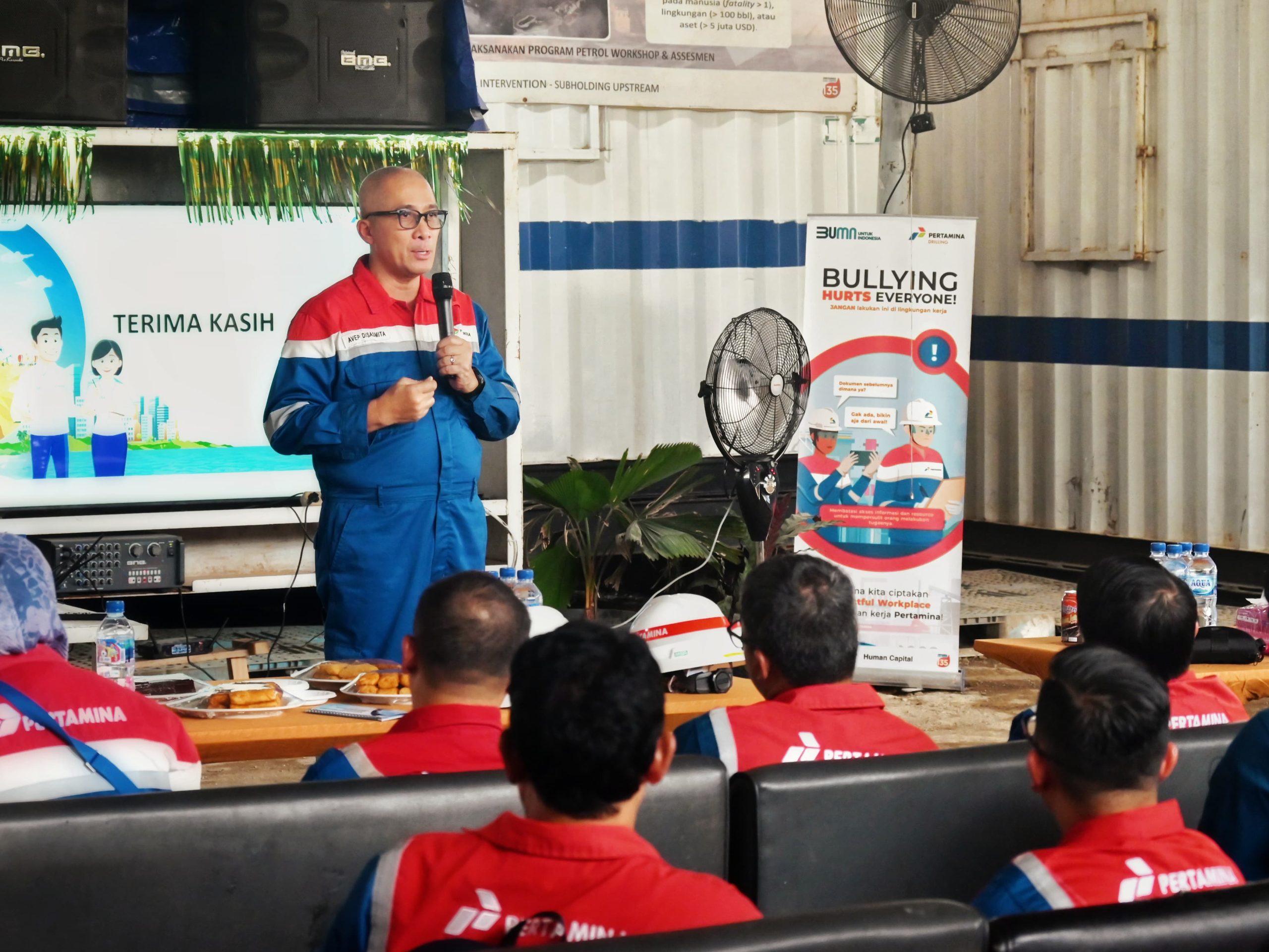 Direktur Utama PT Pertamina Drilling Services Indonesia saat melakukan Management Walkthrough (MWT) ke RIG PDSI#43.3 yang beroperasi di wilayah Nunukan Kalimantan Utara