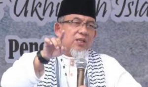 Imaam Yakhsyallah Mansur Pembina Jaringan Ponpes Al-Fatah Se-Indonesia,