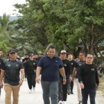 Kepala Kantor Imigrasi Banggai, Kalapas Luwuk dan Bapas Jalan Santai Kebersamaan Kemenipas Sambut HUT RI Ke 80