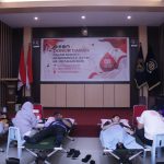 Peduli Kemanusian Pegawai Imigrasi Kelas II Non TPI Banggai Gelar Donor Darah ( ist)
