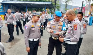Disiplinkan Personil, Sipropam Cek Kelengkapan Kendaraan Satlantas Polres Banggai