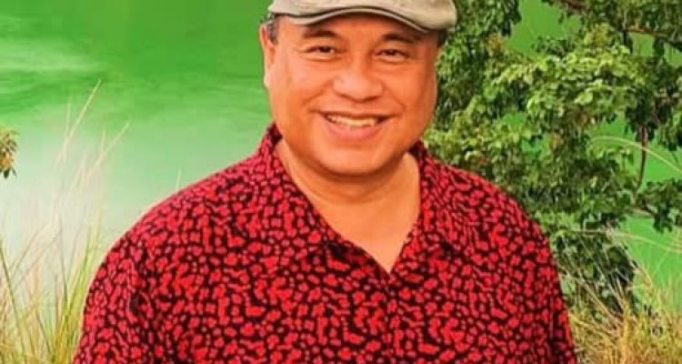 Aat surya Safaat Direktur UKW