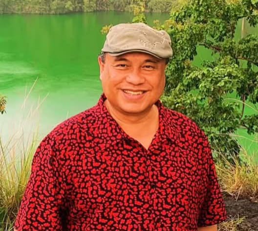 Aat surya Safaat Direktur UKW