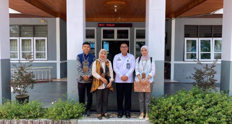 Kepala Bagian Tata Usaha dan Umum, Maulana Luthfiyanto,