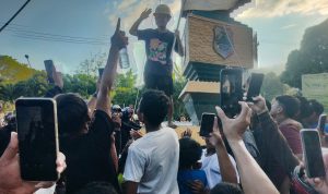 Daeng Ampes Sang Pejalan Kaki dari Maros ke Luwuk Banggai ( IST )