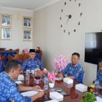 Kepala Lembaga Pemasyarakatan Kelas II B Luwuk, Muhammad Bahrun didampingi KPLP rapat persiapan Penjemputan Ombudsman ( IST )