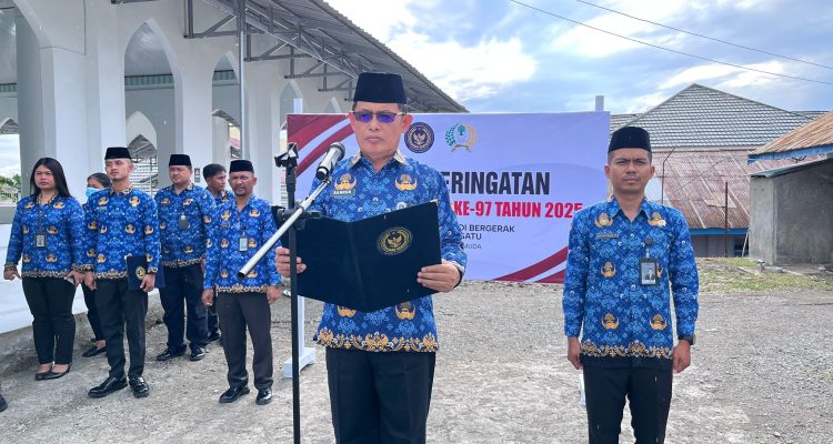 Kepala Lembaga Pemasyarakatan Kelas II B Luwuk, Muhammad Bahrun Menjadi Inspektur Upacara pada Peringatan Hari Sumpah Pemuda ( IST)