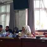 Anggota DPRD Kabupaten Banggai Fraksi Gerindra, Masnawati Muhamma d Saat Memberikan Paparan pada RDP