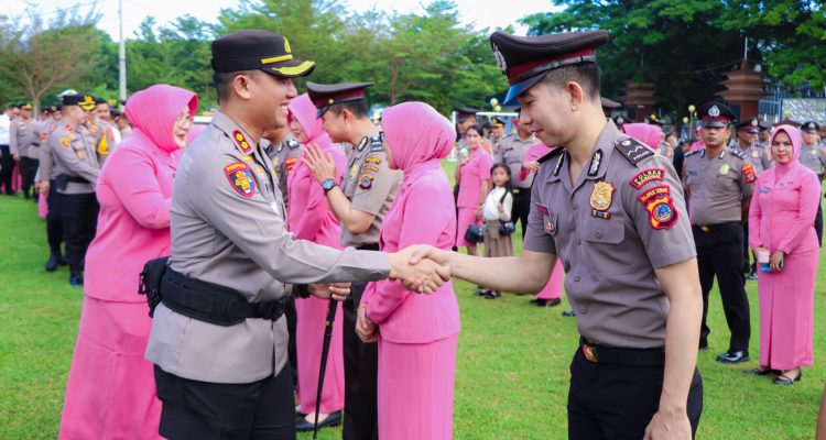 Naik Pangkat, Personel Polres Banggai Diminta Tingkatkan Disiplin dan Kinerja