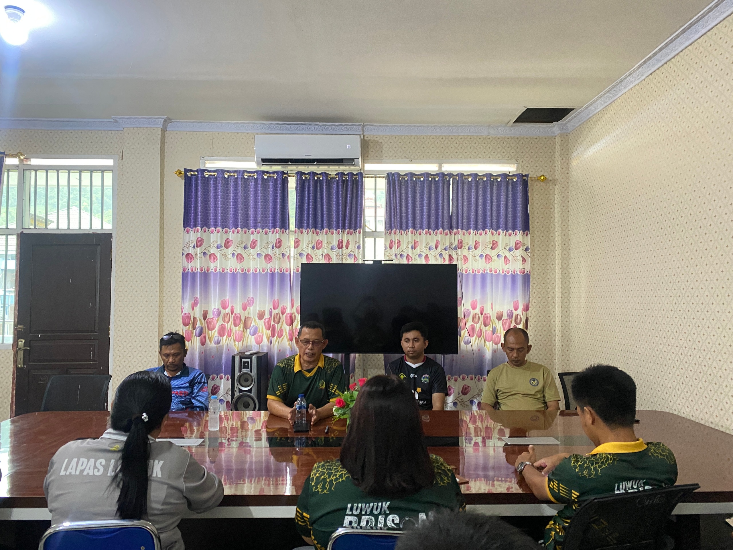 Kejar Predikat WBK/WBBM, Lapas Luwuk Perkuat Soliditas Tim Pembangunan Zona Integritas