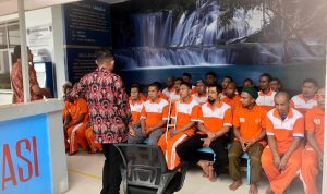 Optimalkan Mapenaling Ka. KPLPLapasLuwuk Sosialisasikan Peraturan Kepada Tahanan Baru Ka.KPLP Lapas Luwuk Berikan Sosialisasi Peraturan kepada Tahanan Baru