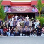 Kapolres Banggai AKBP Wayan Wayracana Aryawan, SIK, menggelar silaturahmi bersama puluhan awak media di Mapolres Banggai