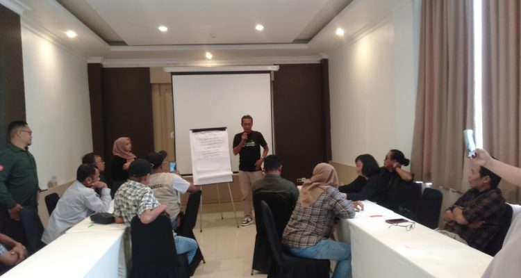 Gandeng Media ROAESTORE Sulteng Modernisasi Industri Kelapa sawit