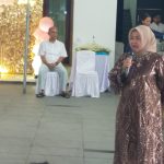 Hj.Sulianti Murad Saat memberikan Sambutan pada gelar buka puasa bersama di kediaman Jl.Dahlia