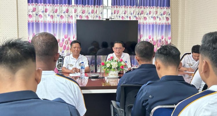 Beri Peringatan Tegas, Kalapas Luwuk Berikan Penguatan Tugas dan Fungsi Kepada Jajaran Pengamanan