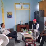 Kepala Bagian Tata Usaha , Maulana saat menerima Pimred Kabarbanggai di Kanwil Ditjen PAS Sulteng